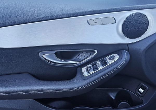 Mercedes-Benz Klasa C cena 91900 przebieg: 181000, rok produkcji 2019 z Poniec małe 704